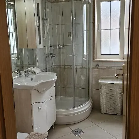 Barnjak トロギール