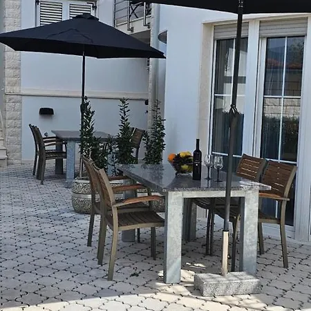 Barnjak Trogir