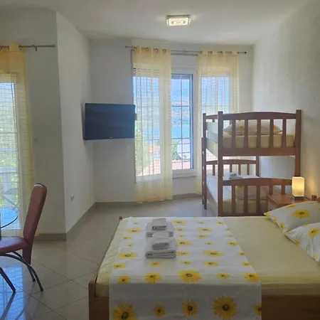 Barnjak Apartment Trogir