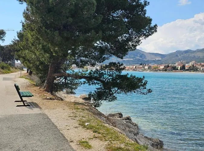 Barnjak Daire Trogir